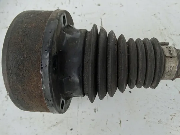 Höger drivaxel Audi A3 8P 1.6 FSI image 2