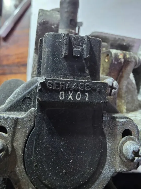 Brandstofverdeler OEM SERA480 voor Nissan Primera image 3