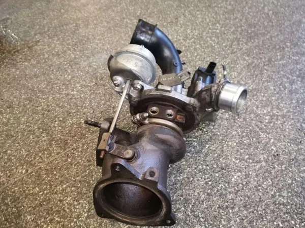 Turbo usado OEM CJ5G6K682DA para Ford Fiesta VI image 3