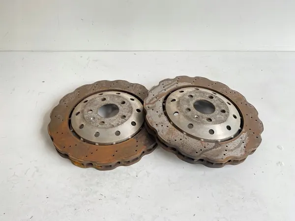 AUDI RSQ3 Voorremschijven 8U0615301B image 5