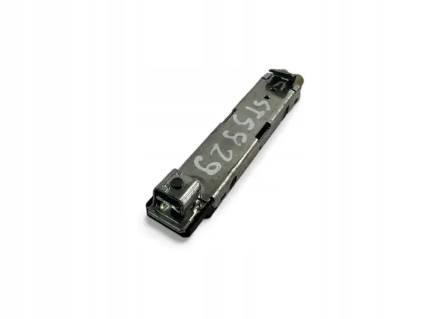 Audi S3 8Y Antenneversterker OEM 8Y4035225D image 7