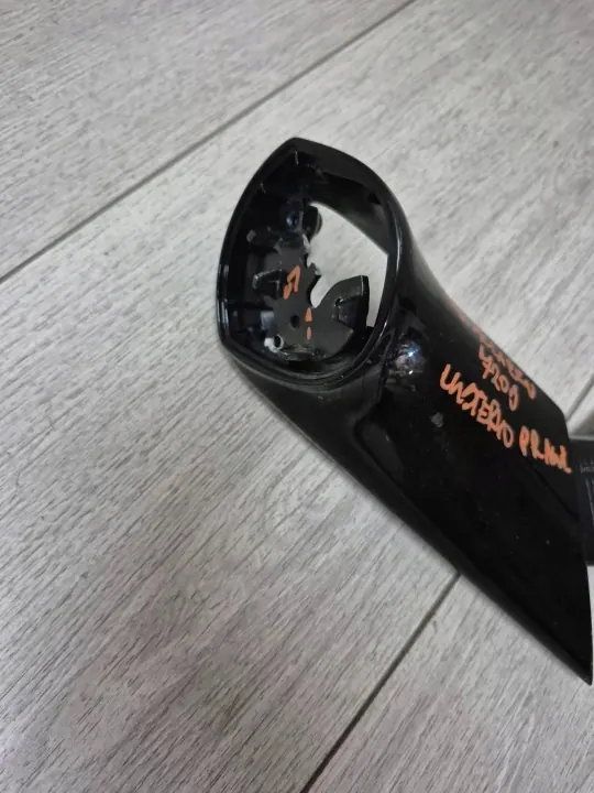 Base de rétroviseur droit McLaren 720S OEM 14AA674CP image 4