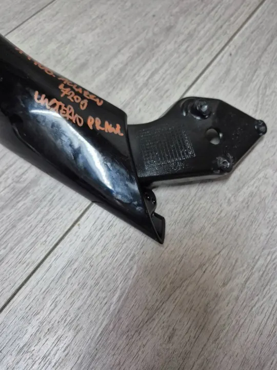 Base de rétroviseur droit McLaren 720S OEM 14AA674CP image 5