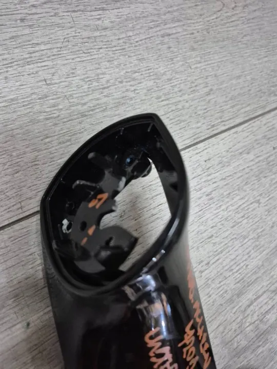Base de rétroviseur droit McLaren 720S OEM 14AA674CP image 8