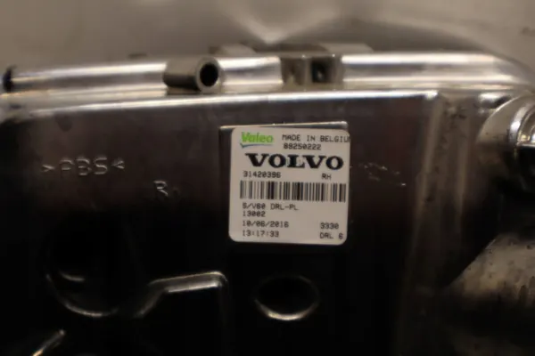 Phare Droit DRL OEM 31420396 pour Volvo V60 Lift image 5