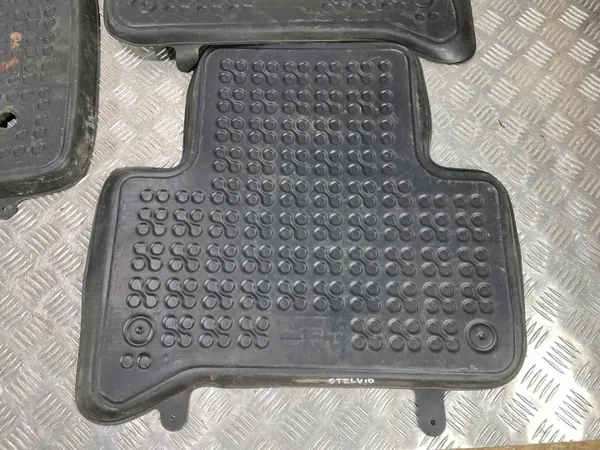 Tapis auto Alfa Romeo FBZ22643 pour Stelvio 2019 image 7