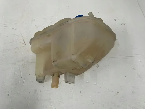 Audi OE Kühlmittelbehälter 4E0121403G image 10