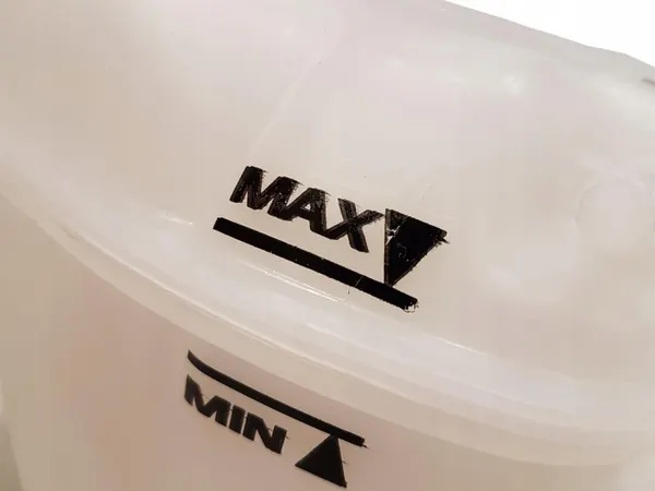 Audi OE Kühlmittelbehälter 4E0121403G image 3