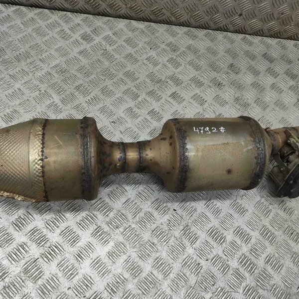 Gebruikte Skoda OE katalysator OEM 7N0230AC image 5