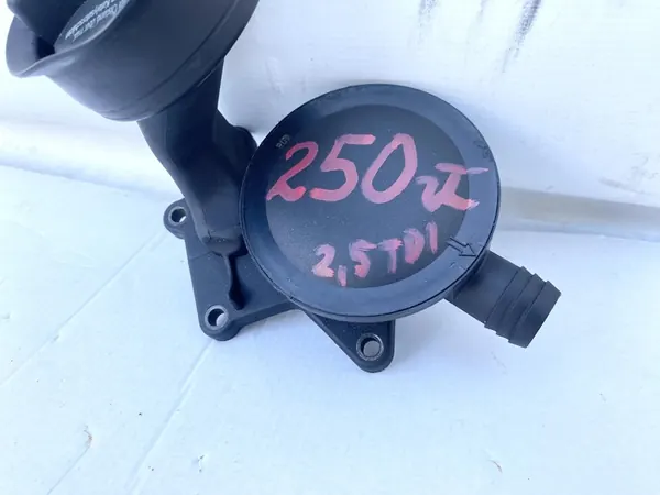 VW LT 2.5TDI Oljetank med ventil image 3