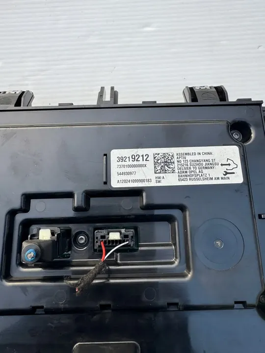 OPEL INSIGNIA B Navigointinäyttö image 4