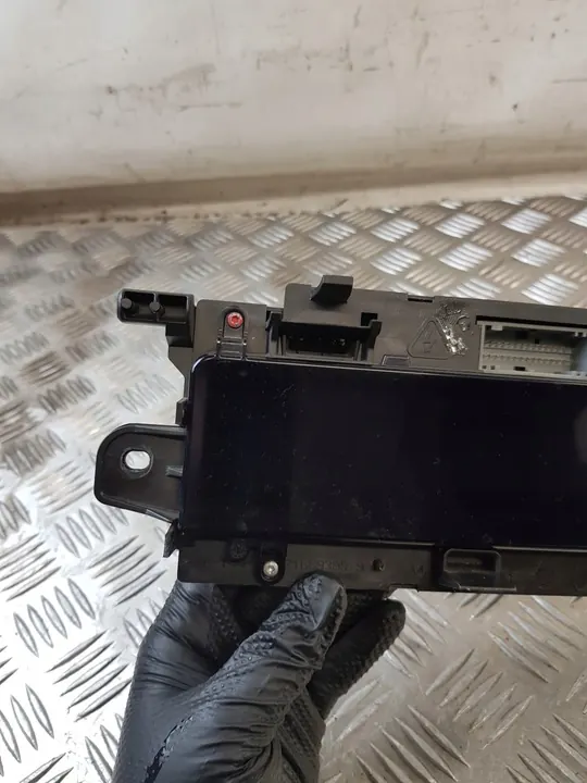 Nopeusmittari P8200365608B Renault Scenic II 1.6 16V image 4