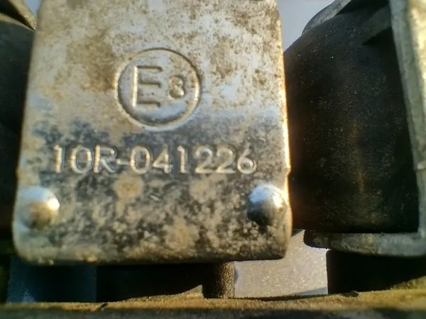 Rampa de injetores GPL OEM 67R010223 - MTM Usado image 5