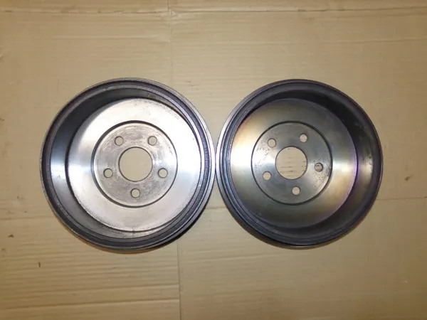 Tambours de frein OEM LOB - Arrière Sebring II/Stratus II image 3
