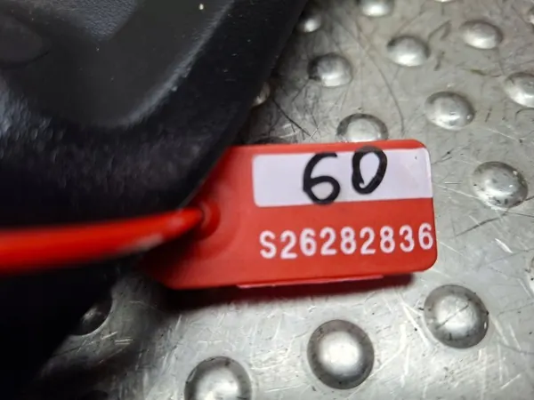 OEM S26282836 Luz de techo usada para Peugeot 408 2024 image 5