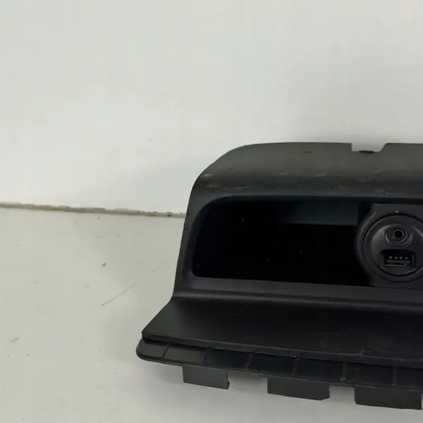 Prise allume-cigare Peugeot 208 OEM JPF1131227X image 3