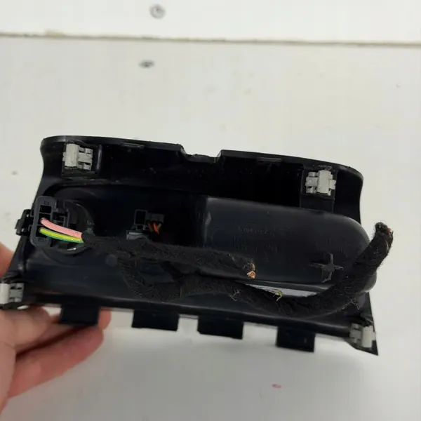Prise allume-cigare Peugeot 208 OEM JPF1131227X image 6