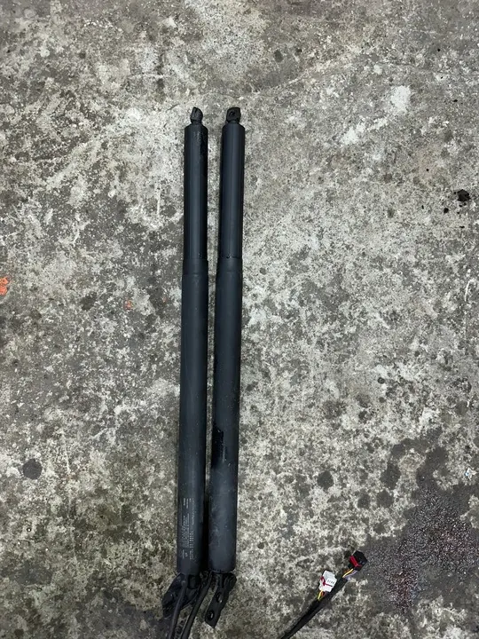 Hyundai OE 81770-D3100 Actionneur de coffre image 1