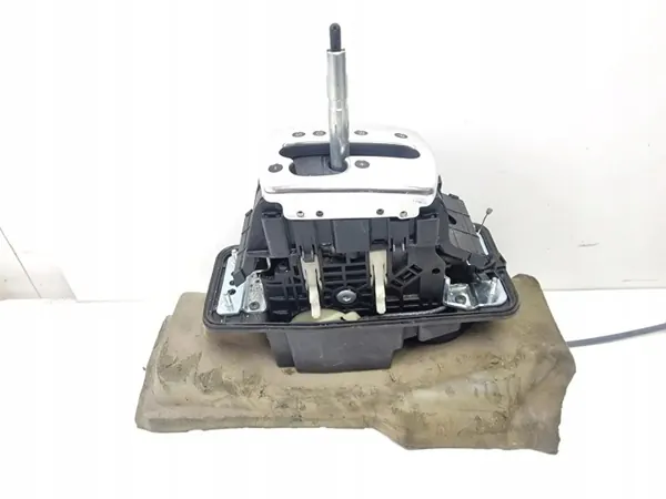Audi A8 S8 D3 Vaihteenvalitsin OEM 4E1713041AR image 3