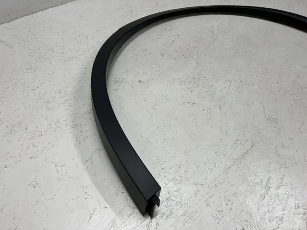 Para-lamas traseiro esquerdo Tesla Y OEM 1658693-00-A image 4