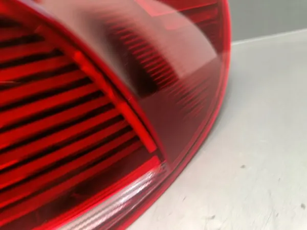 VW CC rechte äußere LED Heckleuchte 3C8945208AD image 3