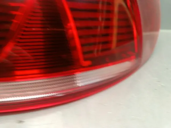 VW CC rechte äußere LED Heckleuchte 3C8945208AD image 4