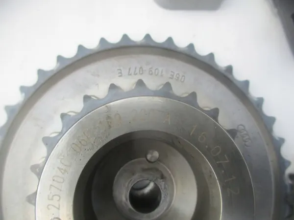 BENTLEY AUDI S6 RS6 S8 4.0 TFSI Komplett Kamremset image 3