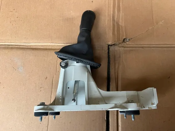 Pommeau de levier OEM 30735291 pour Volvo 6 vitesses image 3