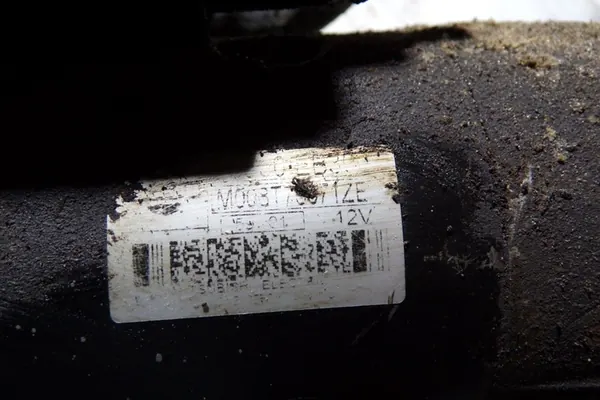 Motor de arranque NISSAN PATHFINDER III 2.5L diésel 2007 M008T76071ZE image 3