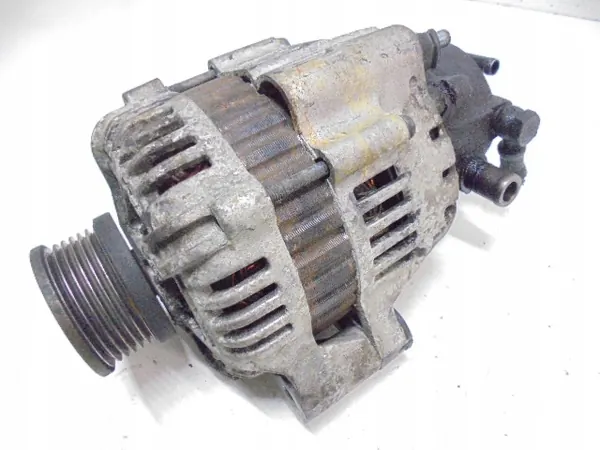 HYUNDAI TRAJET FO Vaihtovirtageneraattori image 4