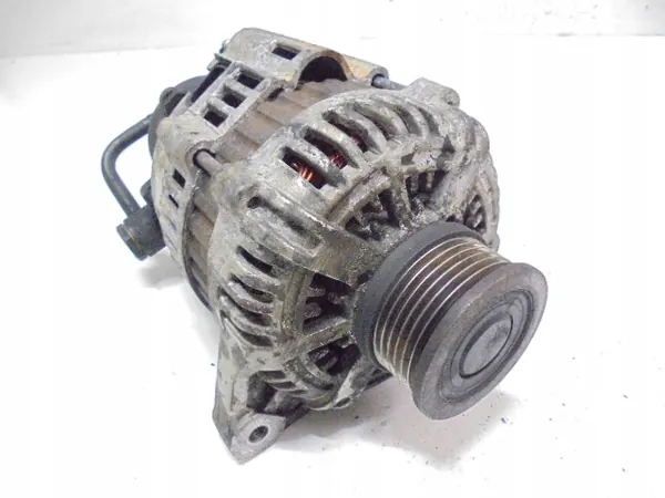 HYUNDAI TRAJET FO Vaihtovirtageneraattori image 6