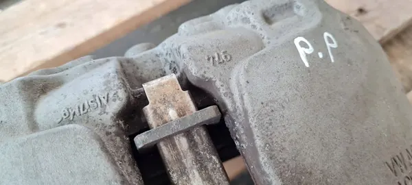 Audi A6 A7 Etujarrusatula 8W0 615 108D image 5