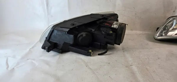 Oikea Etuvalaisin VW Passat B6 3C0941006AB image 7