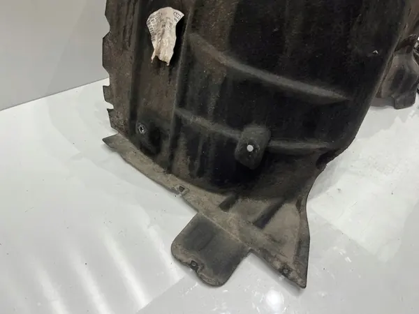 AUDI A6 C8 Front Left Wheel Arch 4K0821171M 4K0853887E image 2