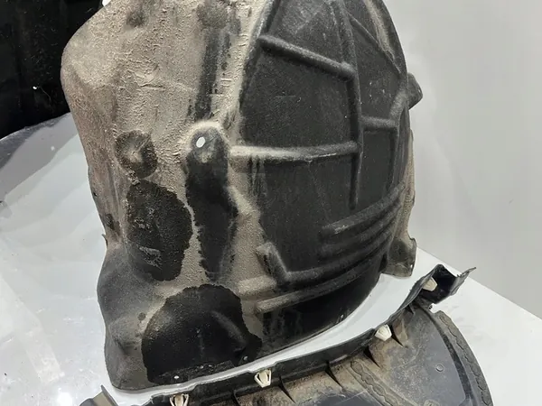 AUDI A6 C8 Front Left Wheel Arch 4K0821171M 4K0853887E image 6