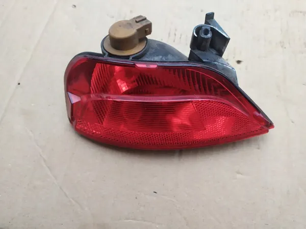 OEM 265808906R Feu antibrouillard arrière droit Renault Megane IV image 2