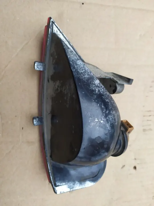 OEM 265808906R Feu antibrouillard arrière droit Renault Megane IV image 3