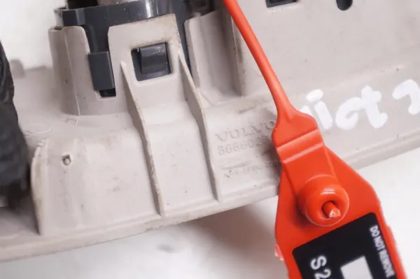 VOLVO C70 II Aansteker Socket Paneel 8686026 image 5