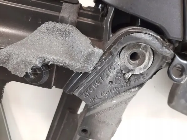 Takaluukun ikkunakehys Audi RS6 C6 2008 4F0867370C image 9