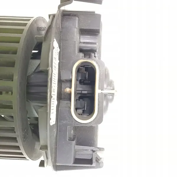 Renault Clio III Fläkt N106819S image 8