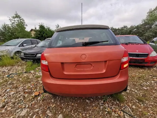 Skoda Fabia Vesiletkku 2008 1.4L 6q0122101bt image 10