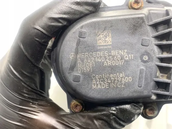 Válvula EGR OEM Mercedes W218 - A6421402560 image 4