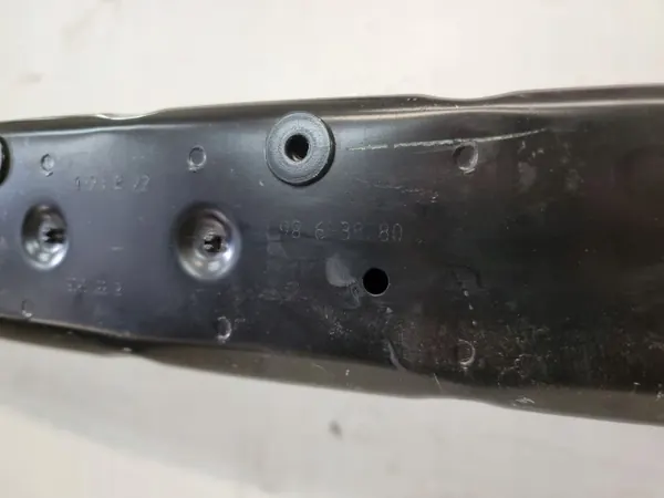 Barre de renfort OEM 9846538280 pour pare-chocs avant image 4