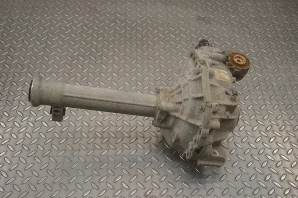 Redutor dianteiro Land Rover Discovery V L462 321 image 2