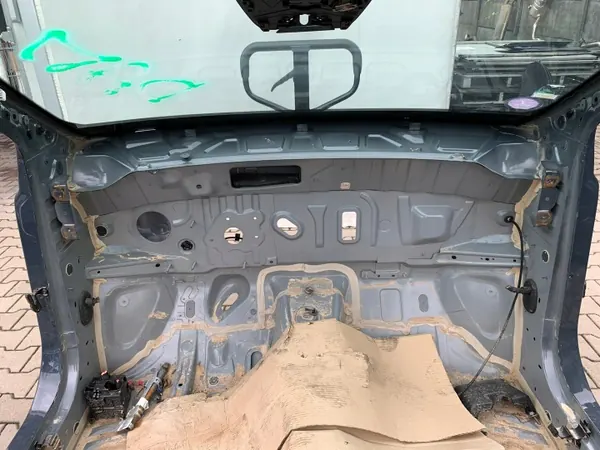 OEM RENAULT CAPTUR II Höger Sidoskydd Frampanel image 10