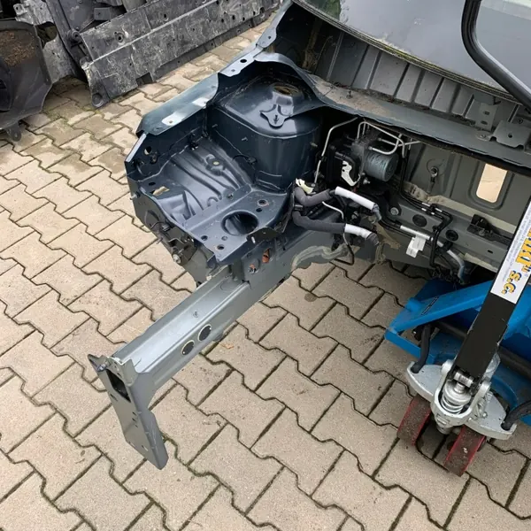 OEM RENAULT CAPTUR II Höger Sidoskydd Frampanel image 4