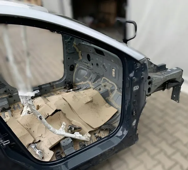 OEM RENAULT CAPTUR II Höger Sidoskydd Frampanel image 7