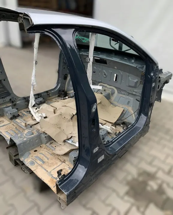 OEM RENAULT CAPTUR II Höger Sidoskydd Frampanel image 9