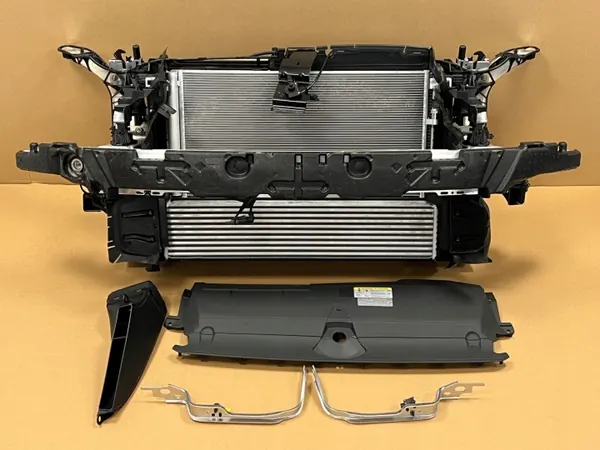 Radiador delantero AUDI A6 A7 4K OEM - Audi OE usado image 2