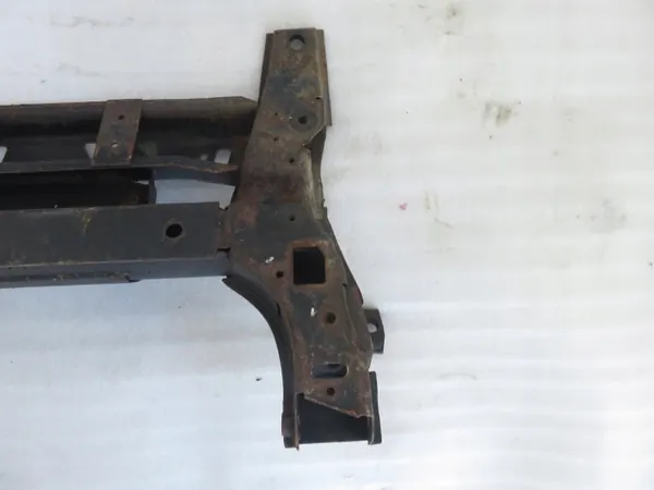 Etumoottorituki OEM SANKI PRZÓD Chrysler PT Cruiserille image 6